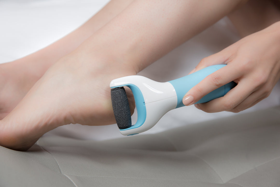 PL023-B bYoung Foot Smoother Nail and Skin Shaper (1 device 1 roller)