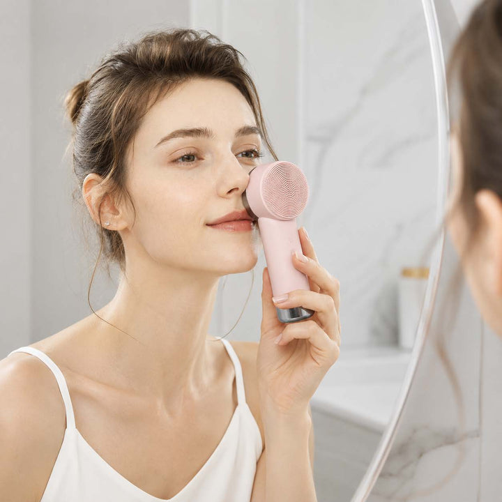 DL033 2 in 1 Warm Facial Cleansing Brush